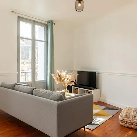 Charmant T3 Duplex Apartman